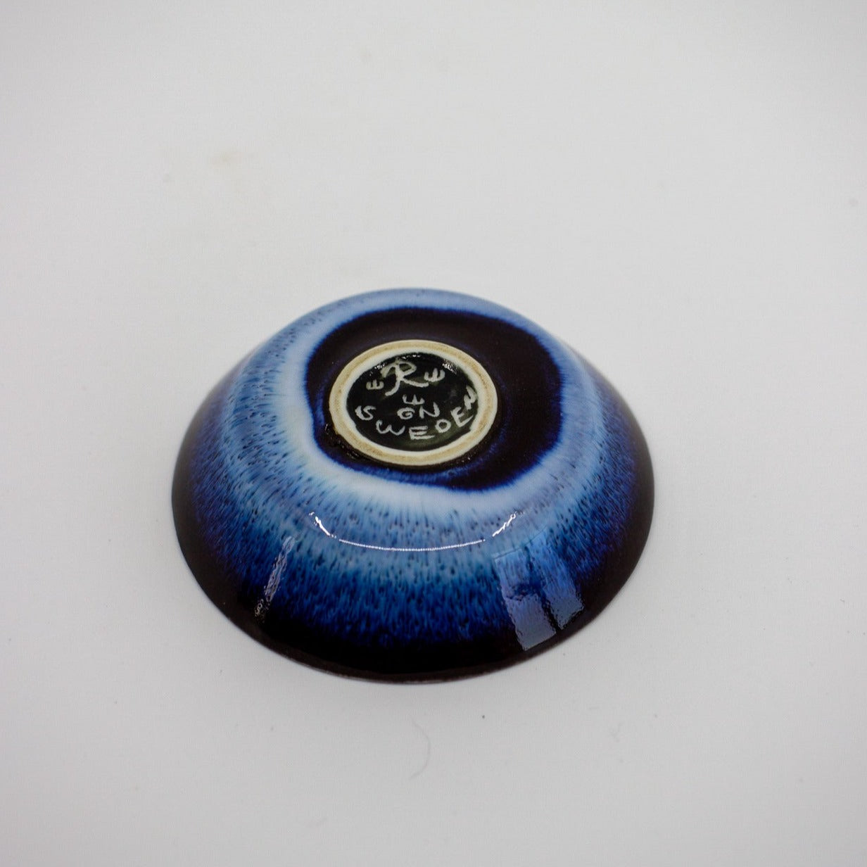 Gunnar Nylund for Rorstrand Sweden miniature bowl blue haresfur glaze.